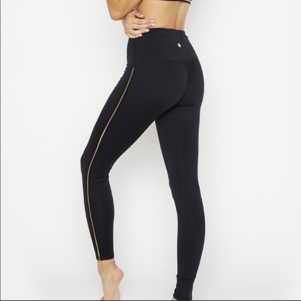 Beach Bunny Black Paige Legging